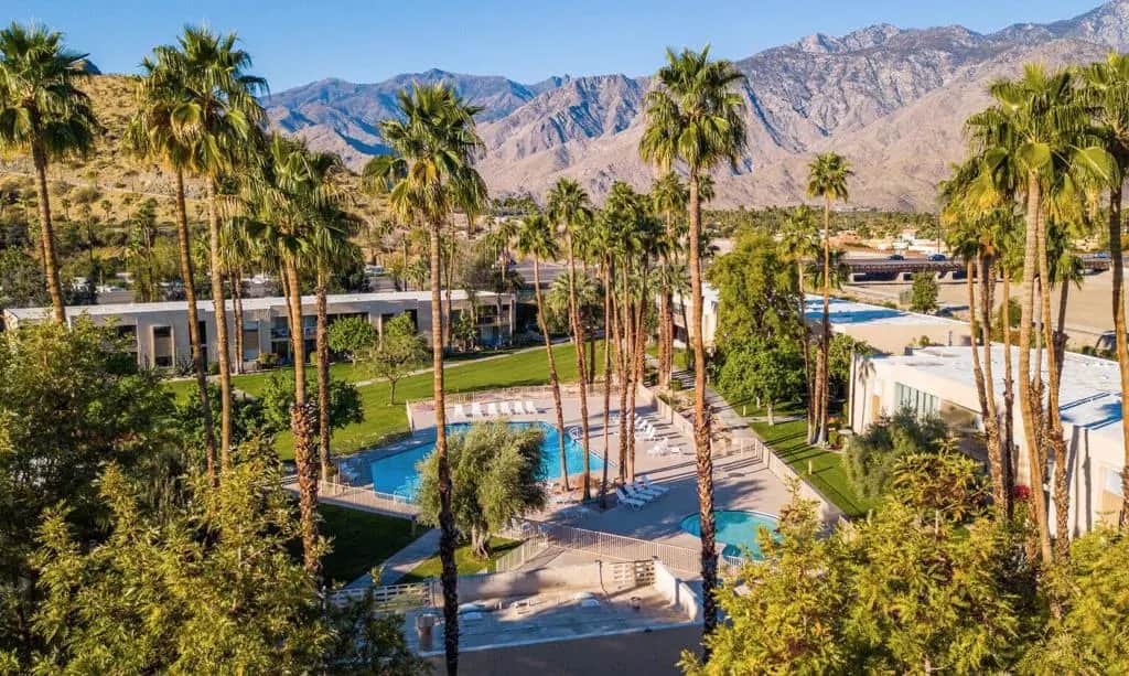 483 Desert Lakes Drive, Palm Springs, CA — listing photo 1