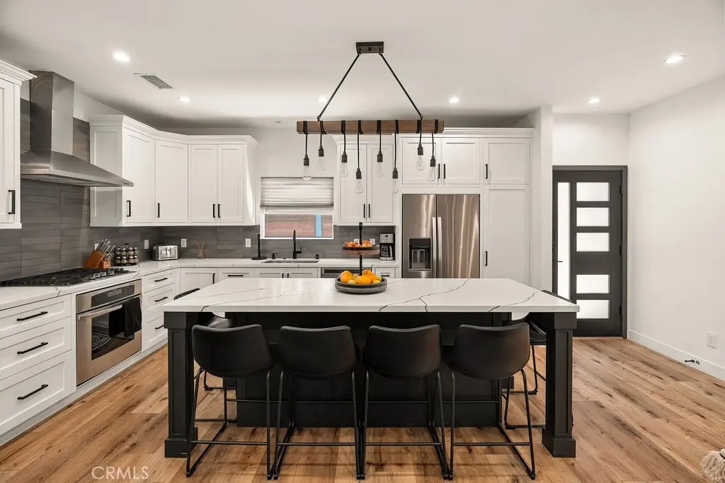 5332 Natick Ave., Sherman Oaks, CA — listing photo 1