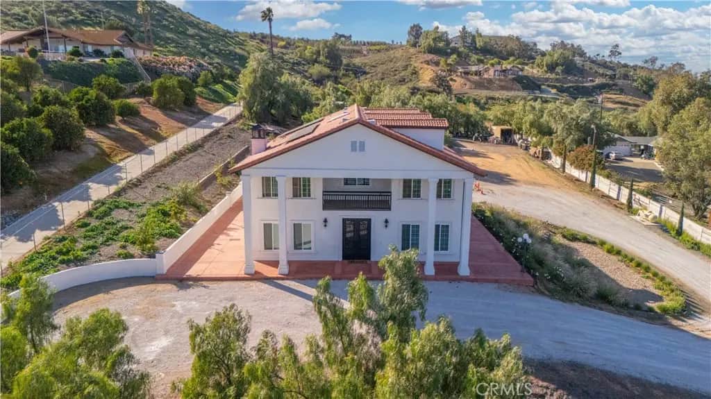 17423 Wicker Way, Riverside, CA — listing photo 1