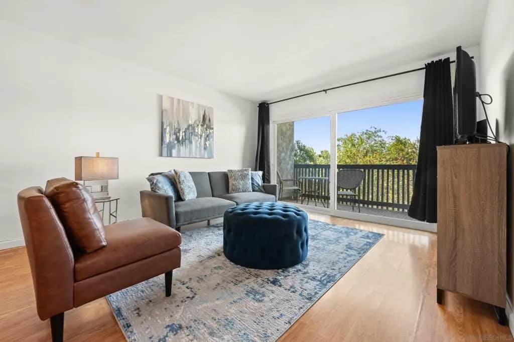6202 Friars Rd 215, San Diego, CA — listing photo 1