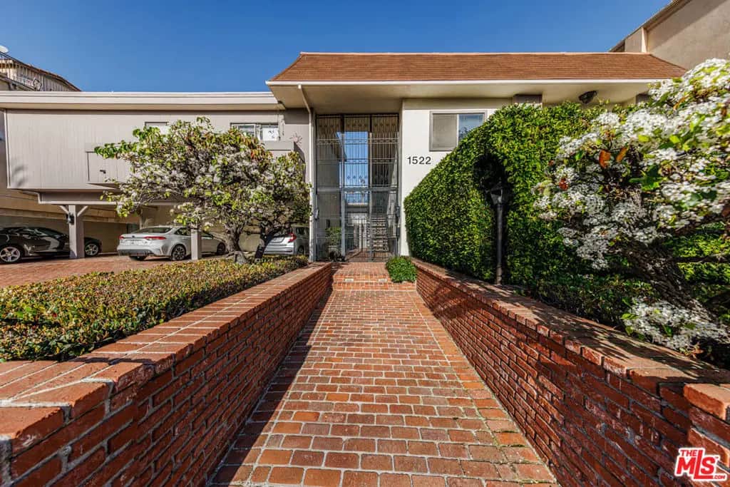 1522 S Centinela Avenue 210, Los Angeles, CA — listing photo 1