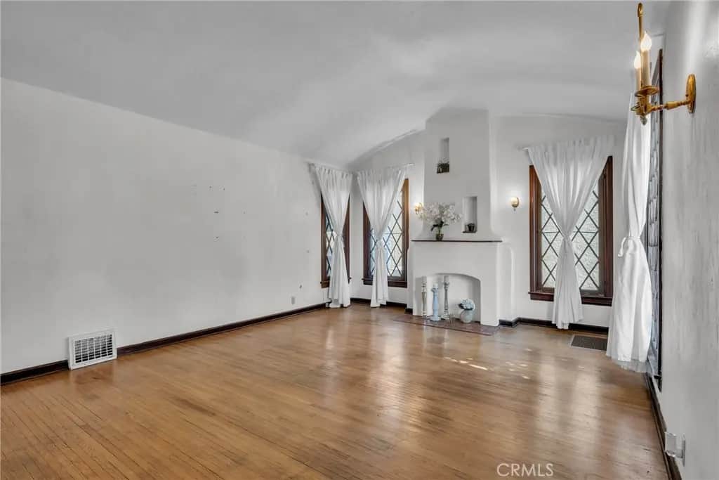 79 N Berkeley, Pasadena, CA — listing photo 1