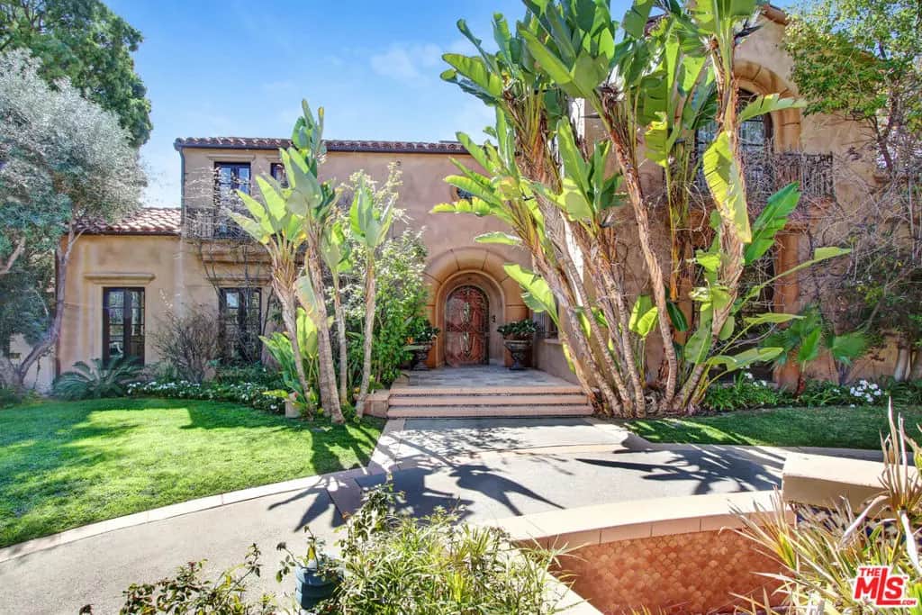 725 N Foothill Road, Beverly Hills, CA — listing photo 1