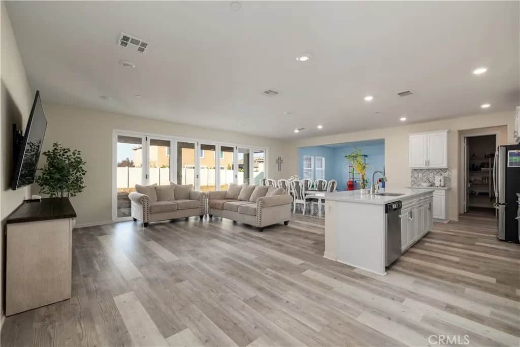 30538 Oasis Rd., Murrieta, CA — listing photo 1