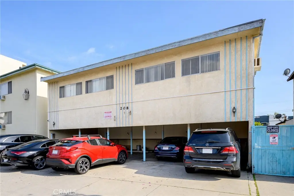 208 E Chevy Chase Drive 1, Glendale, CA — listing photo 1