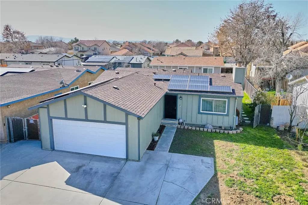 43659 Ponderosa, Lancaster, CA — listing photo 1