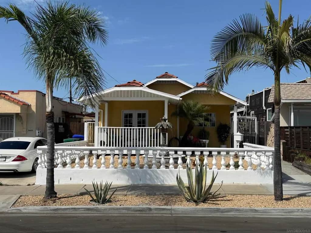 3430 Monroe Ave, San Diego, CA — listing photo 1