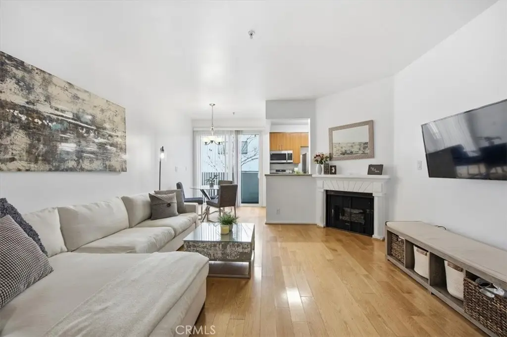 620 S Gramercy Place 130, Los Angeles, CA — listing photo 1