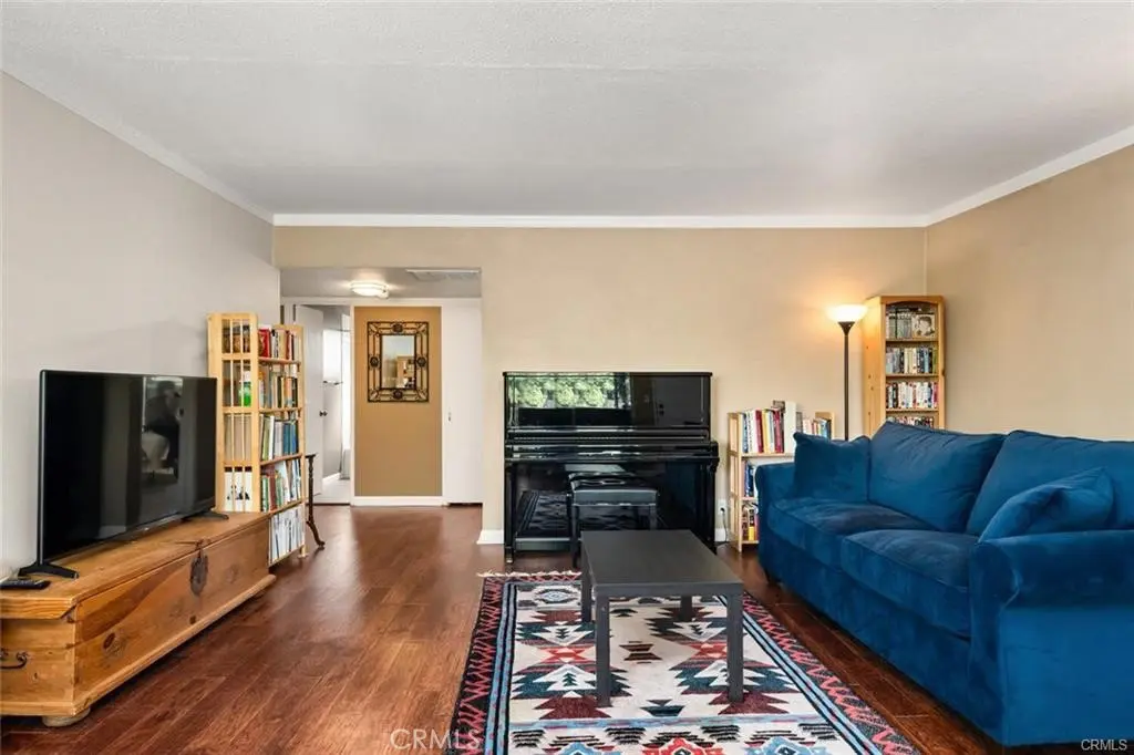 30 Plaza Way 7, Chico, CA — listing photo 1
