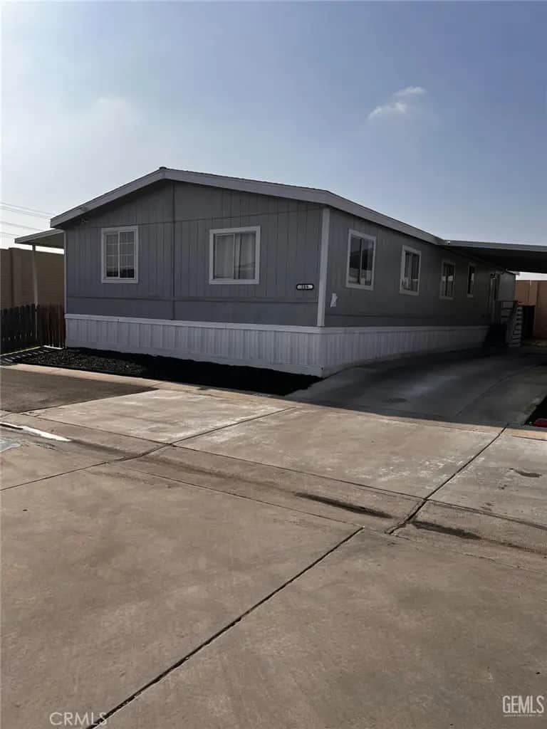 6601 Eucalyptus 269, Bakersfield, CA — listing photo 1