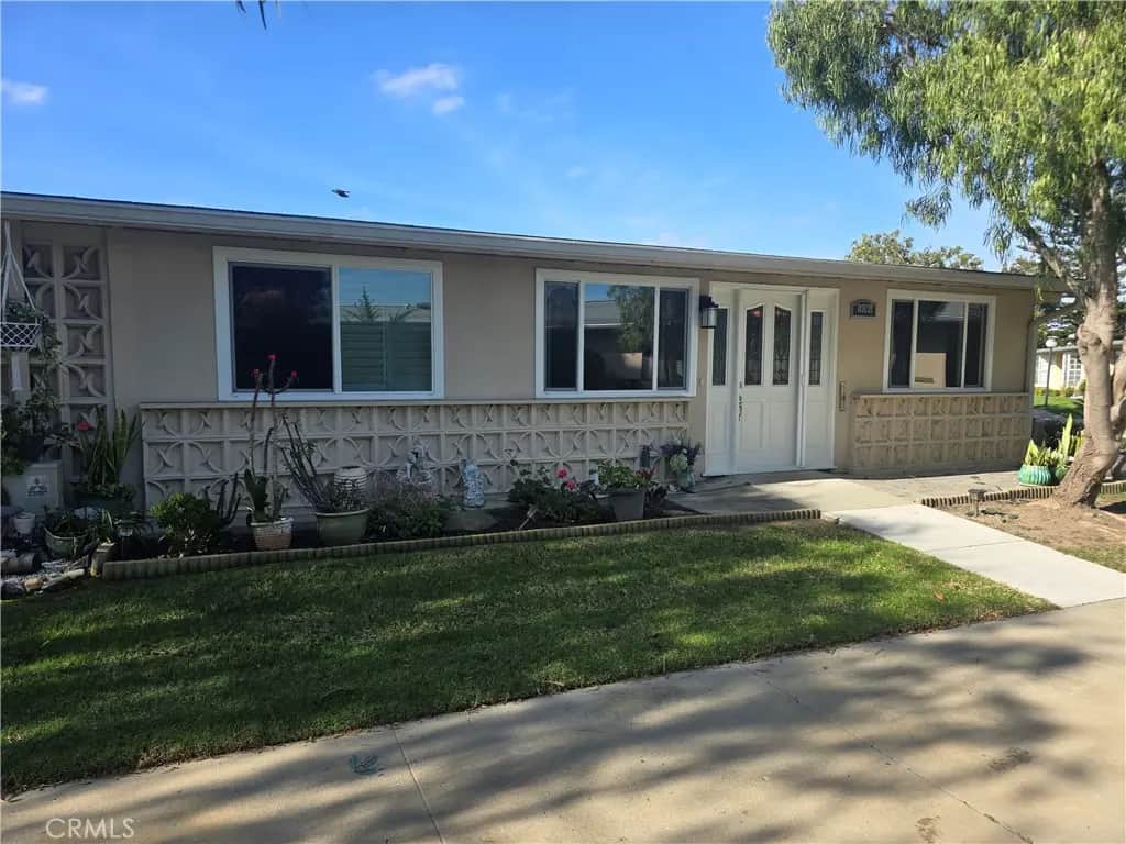 1470 Homewood Road 90G, Seal Beach, CA — listing photo 1