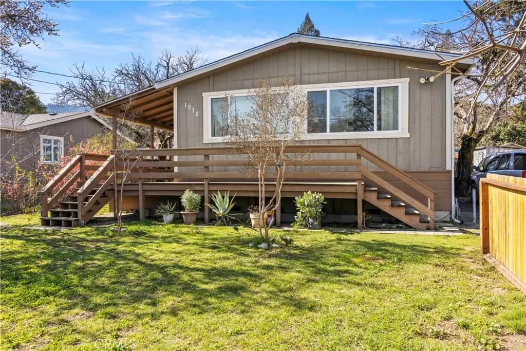 1518 Monroe, Ukiah, CA — listing photo 1