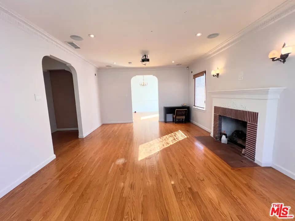 2652 S Bedford Street, Los Angeles, CA — listing photo 1