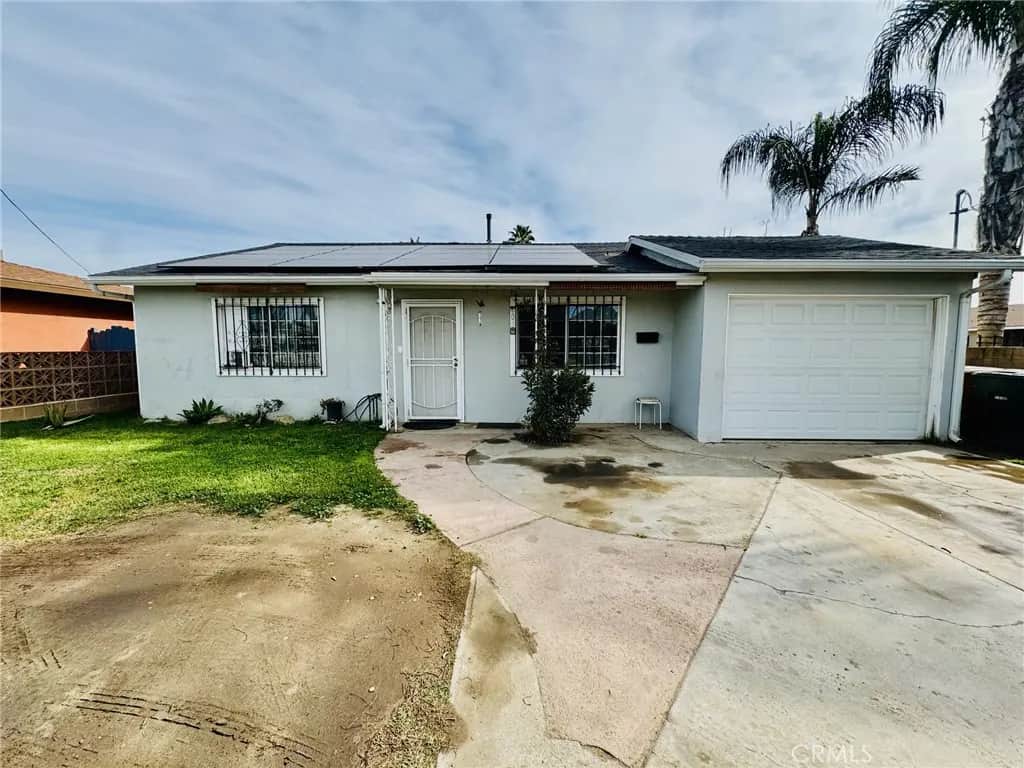 601 Mount Vernon Avenue, Bakersfield, CA — listing photo 1