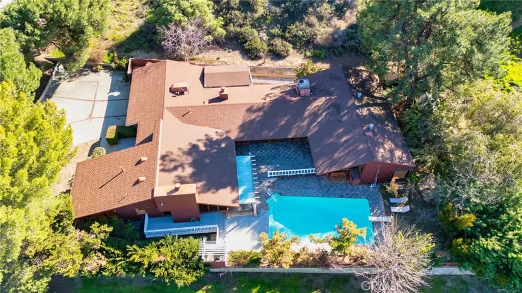 27411 Santa Fe Street, Hemet, CA — listing photo 1