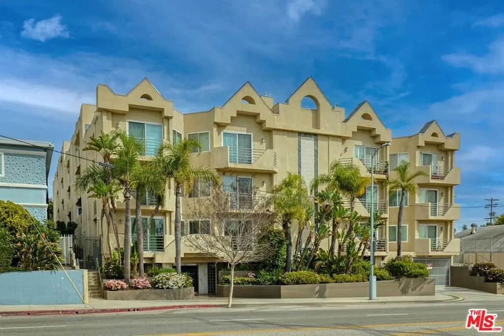 3460 S Centinela Avenue 403, Los Angeles, CA — listing photo 1