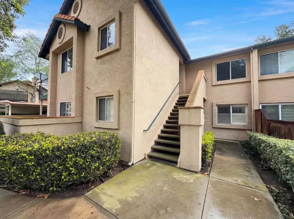 11231 Avenida De Los Lobos H, San Diego, CA — listing photo 1