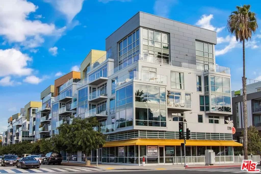 1705 Ocean 412, Santa Monica, CA — listing photo 1