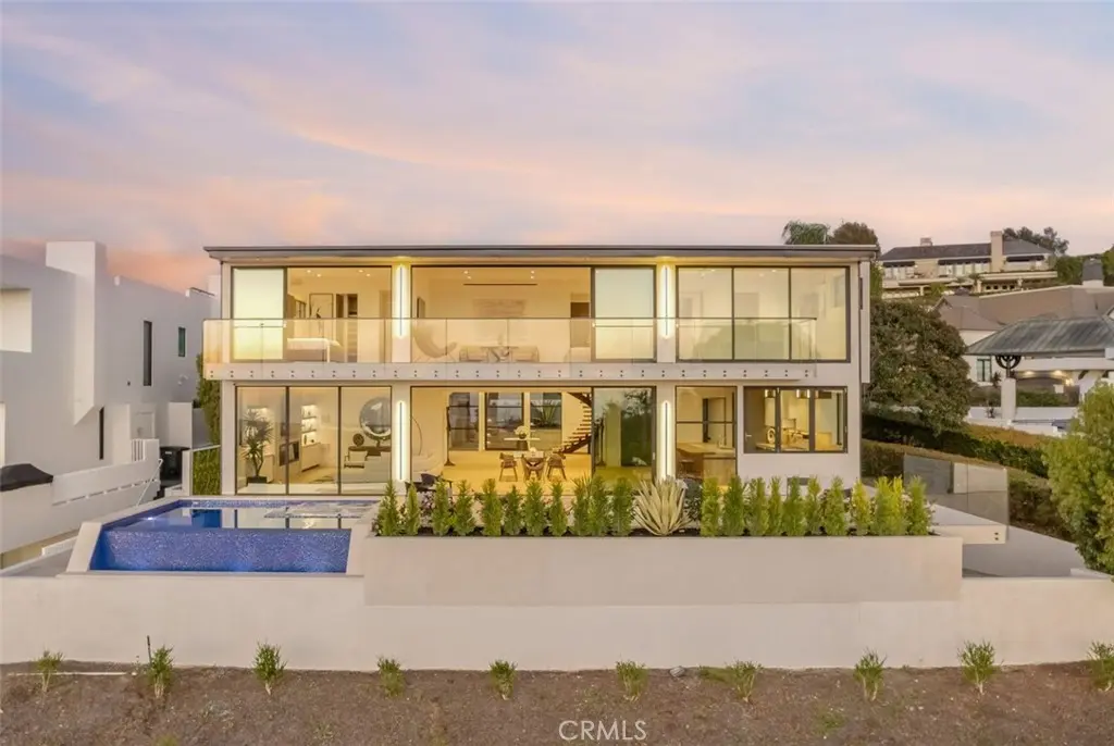 4 Geneve, Newport Beach, CA — listing photo 1