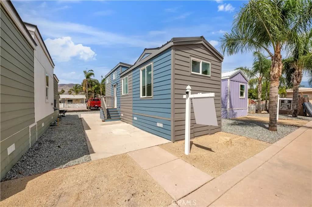 501 S mistletoe 17, San Jacinto, CA — listing photo 1