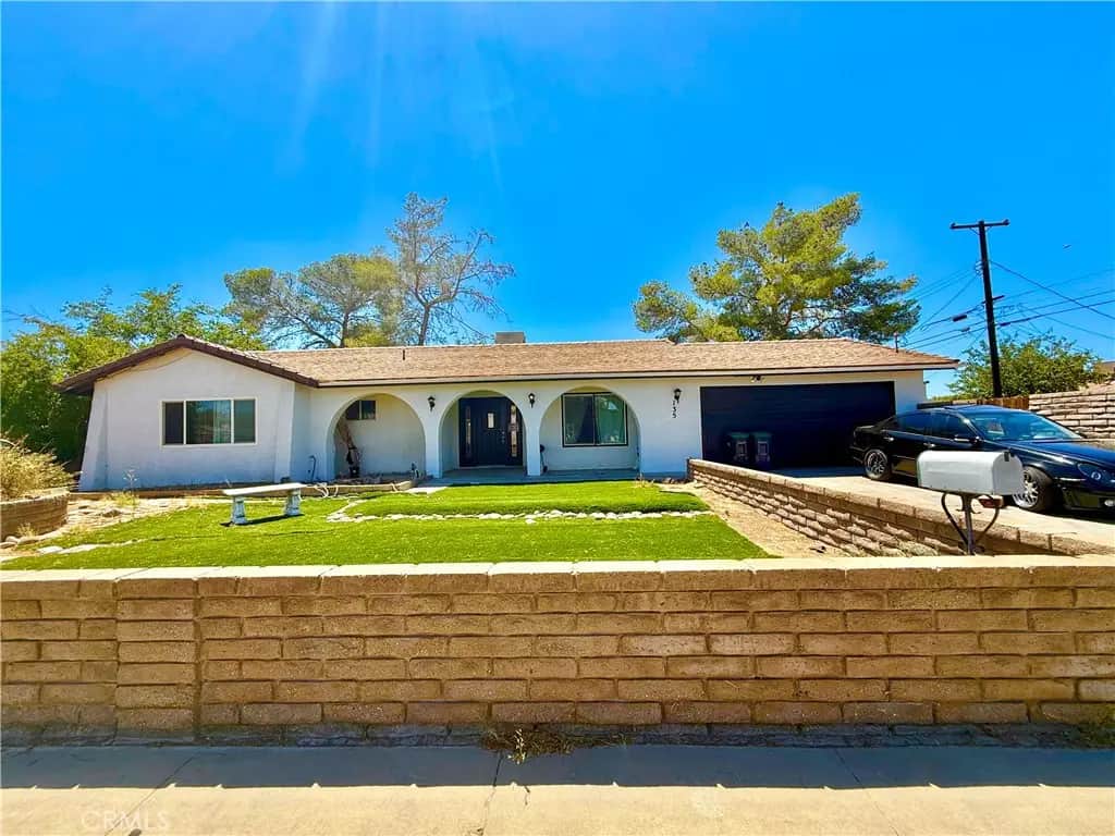 135 S Broadway Street, Ridgecrest, CA — listing photo 1