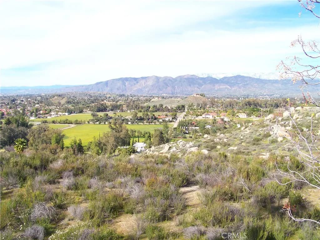 42540 Brix, Hemet, CA — listing photo 1