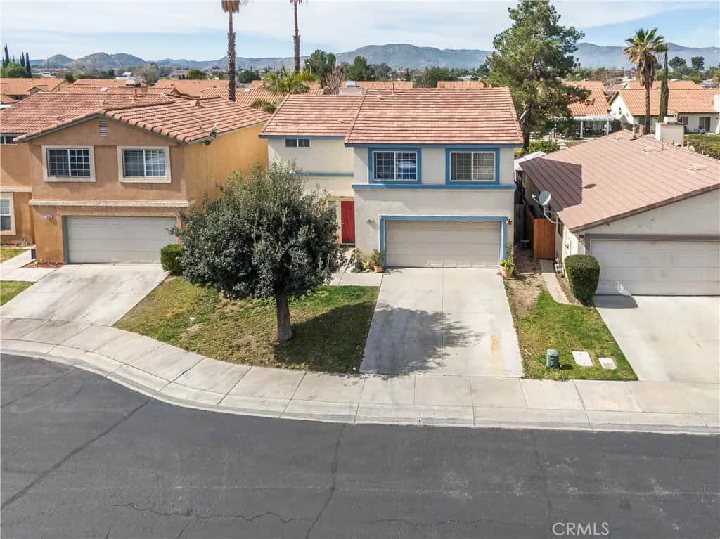 260 Mahogany, San Jacinto, CA — listing photo 1