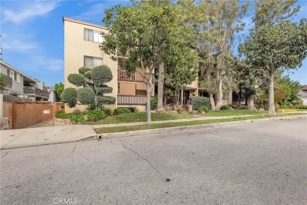 445 Ivy 204, Glendale, CA — listing photo 1