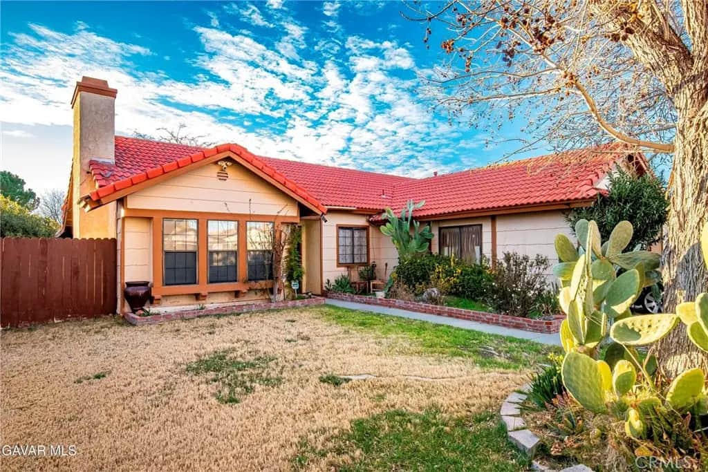 43319 27th W, Lancaster, CA — listing photo 1