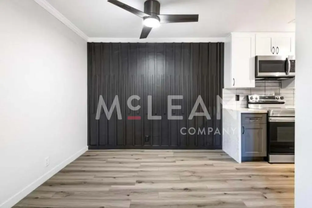 2809 N Los Felices Circle E 212, Palm Springs, CA — listing photo 1
