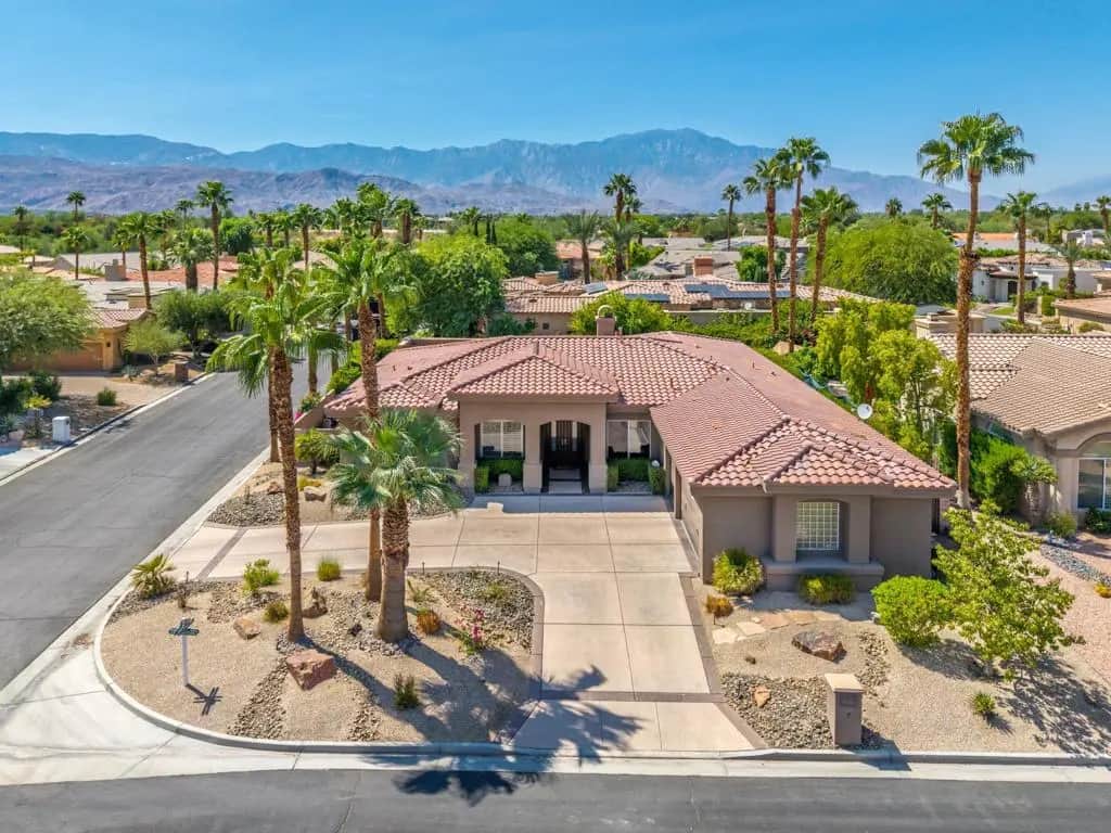 7 Hillcrest Drive, Palm Desert, CA — listing photo 1