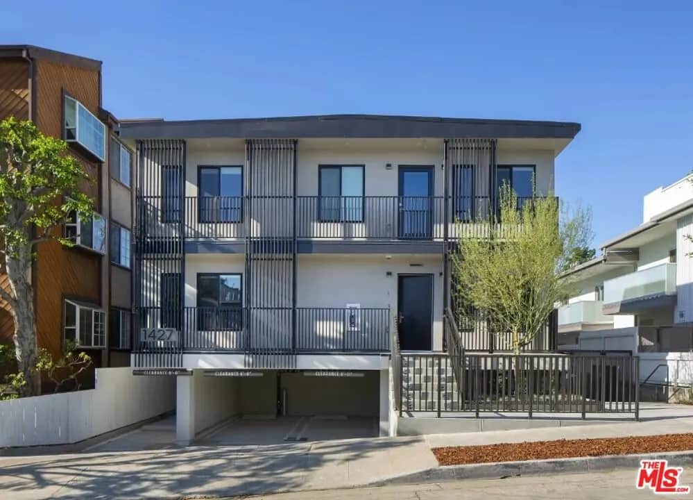 1427 Barry Avenue, Los Angeles, CA — listing photo 1