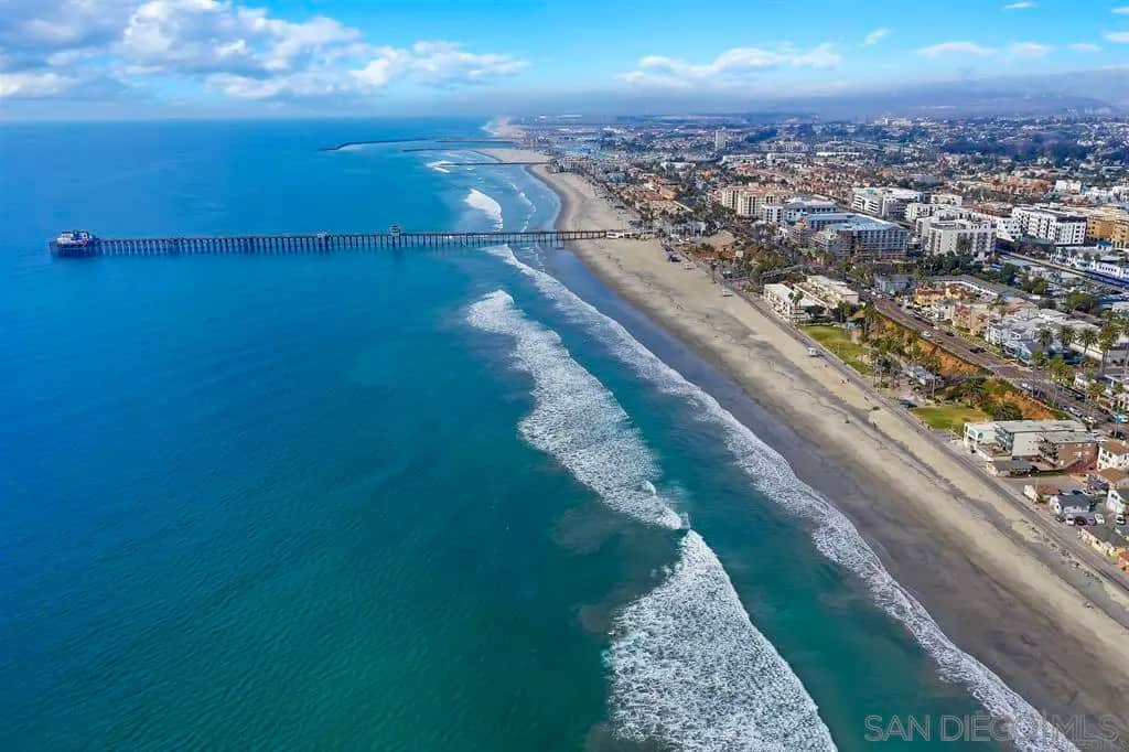 301 Mission Ave 601, Oceanside, CA — listing photo 1