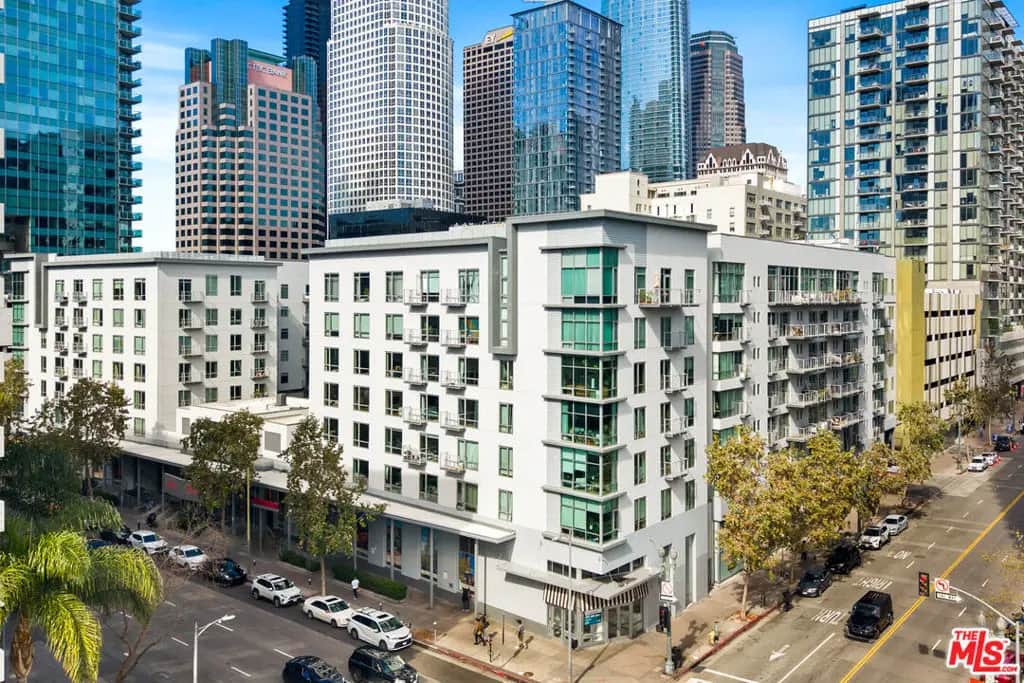 645 W 9th Street 529, Los Angeles, CA — listing photo 1