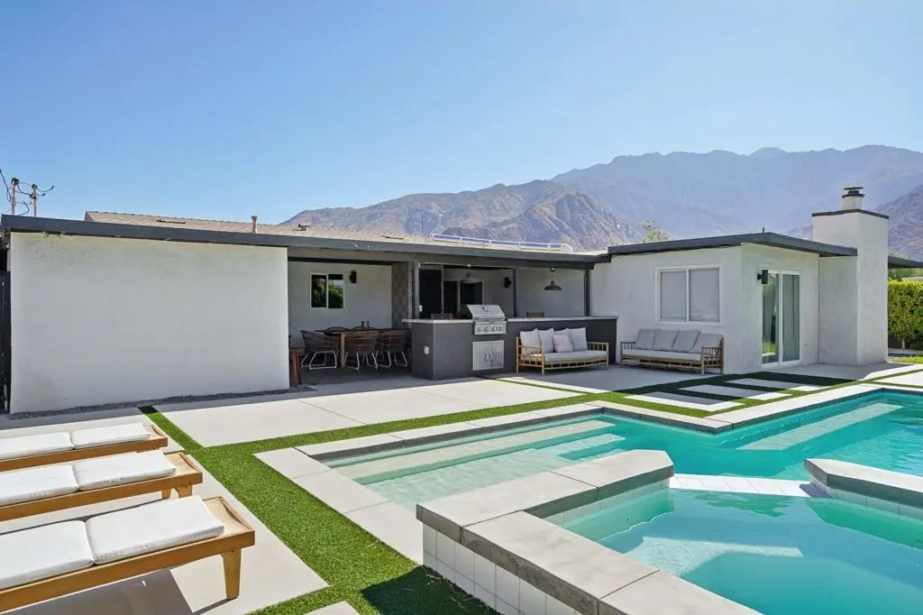386 W Rosa Parks Road, Palm Springs, CA — listing photo 1