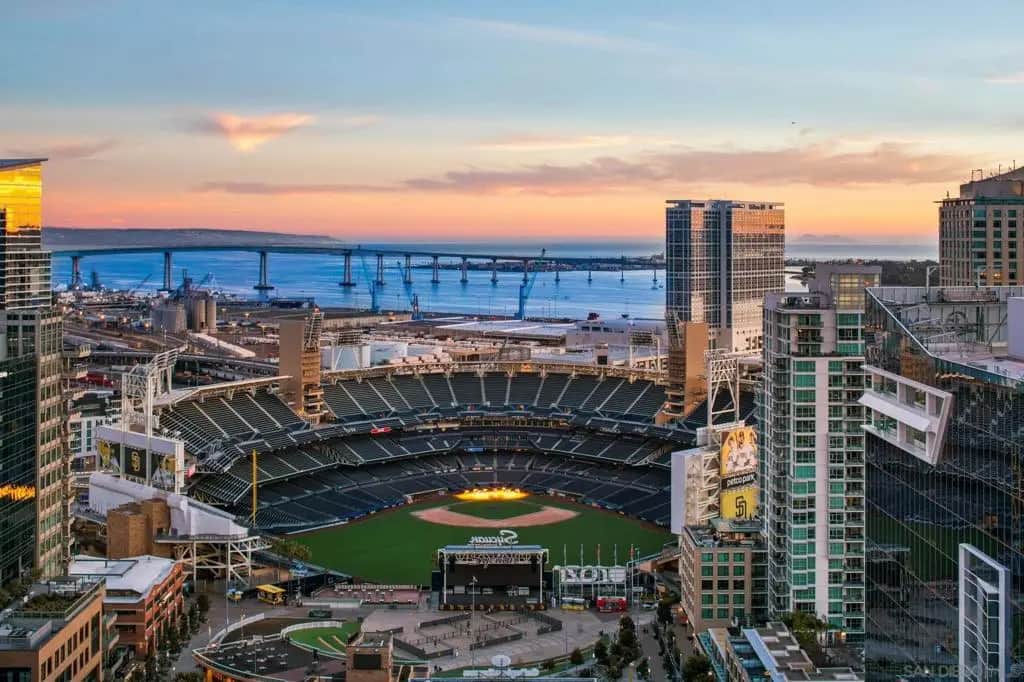 800 The Mark Ln 2801, San Diego, CA — listing photo 1