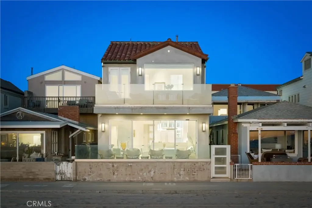 3407 W Oceanfront, Newport Beach, CA — listing photo 1