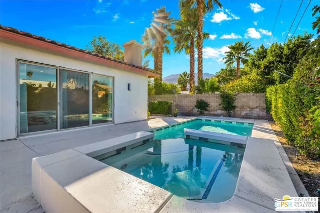 2222 E Wayne Road, Palm Springs, CA — listing photo 1
