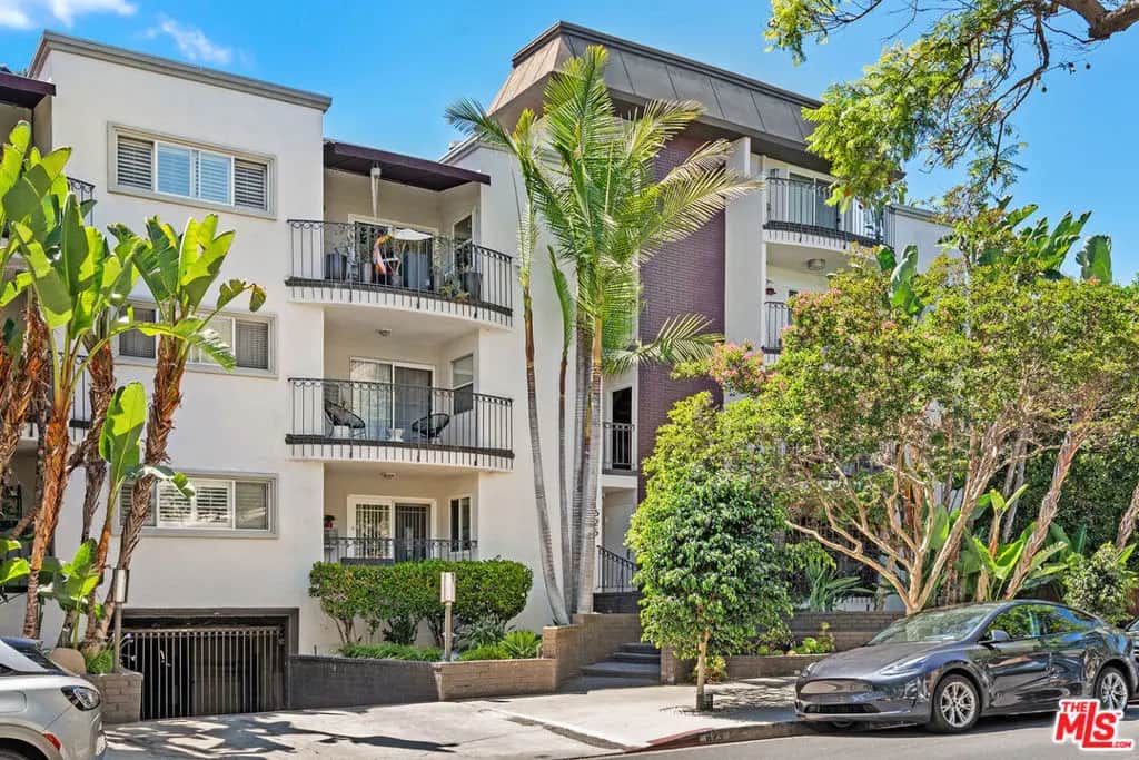 625 N Flores Street 304, West Hollywood, CA — listing photo 1