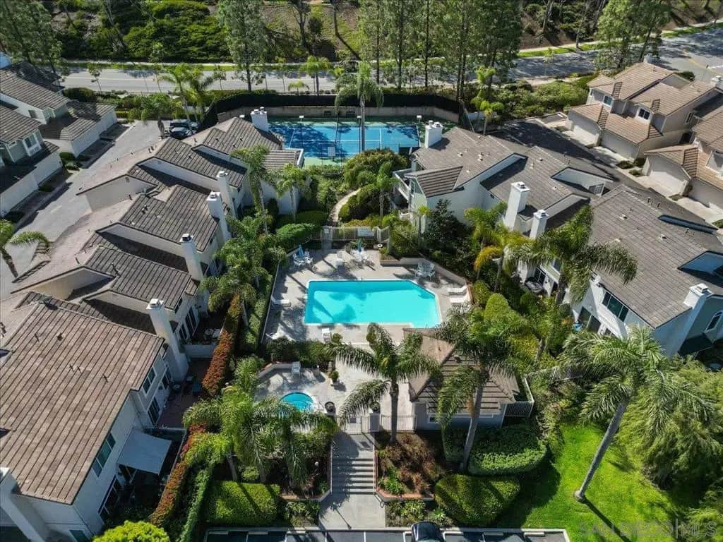 13527 Tiverton Rd, San Diego, CA — listing photo 1
