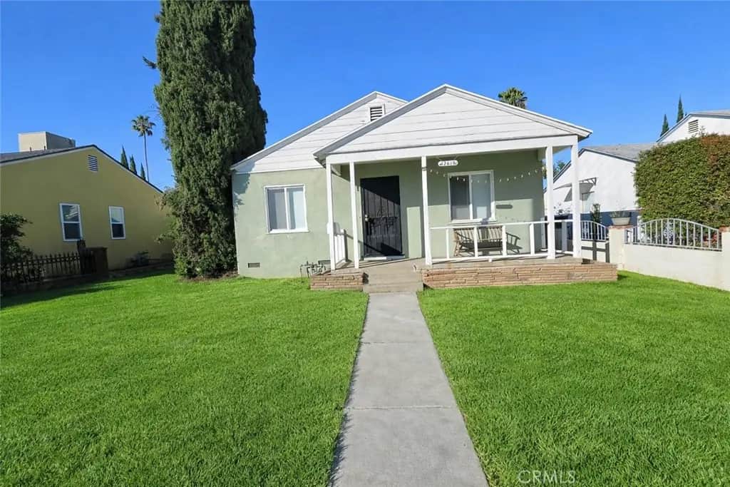 17415 Burbank Drive, Encino, CA — listing photo 1