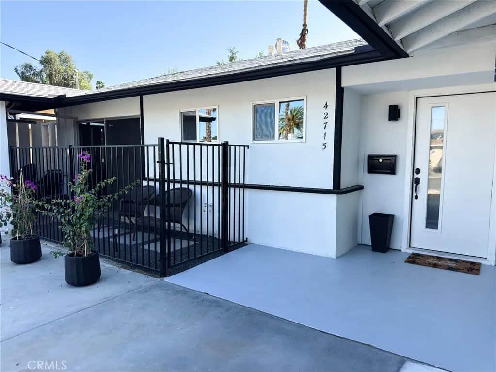 42715 Kansas, Palm Desert, CA — listing photo 1