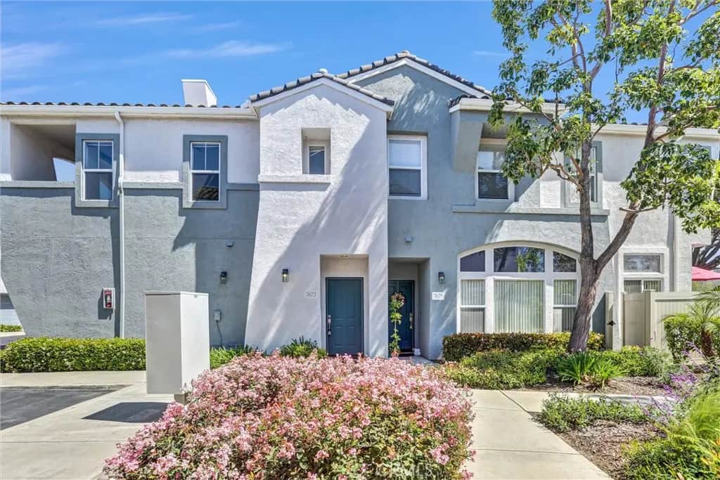 7673 Hazard Center, San Diego, CA — listing photo 1