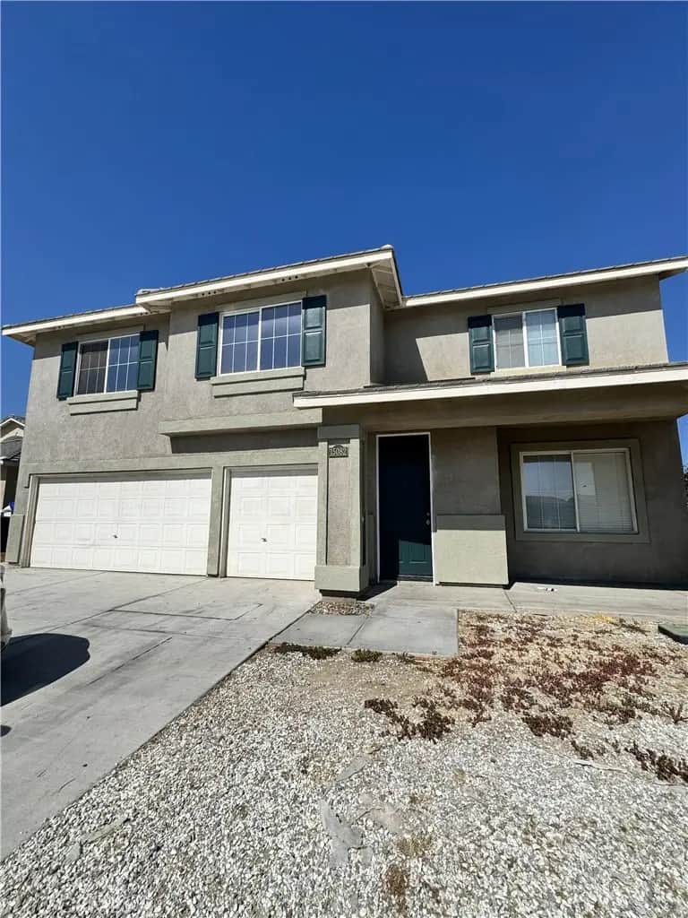 15082 Zircon, Victorville, CA — listing photo 1