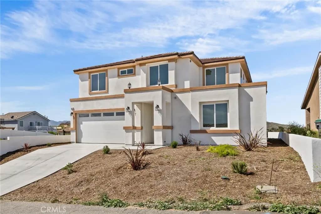 16765 La Bella Villa, Riverside, CA — listing photo 1