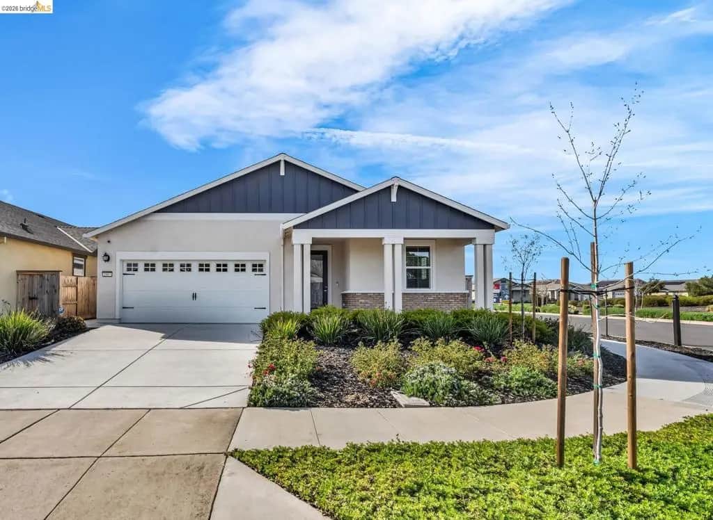 2087 Stars Dr, Rio Vista, CA — listing photo 1