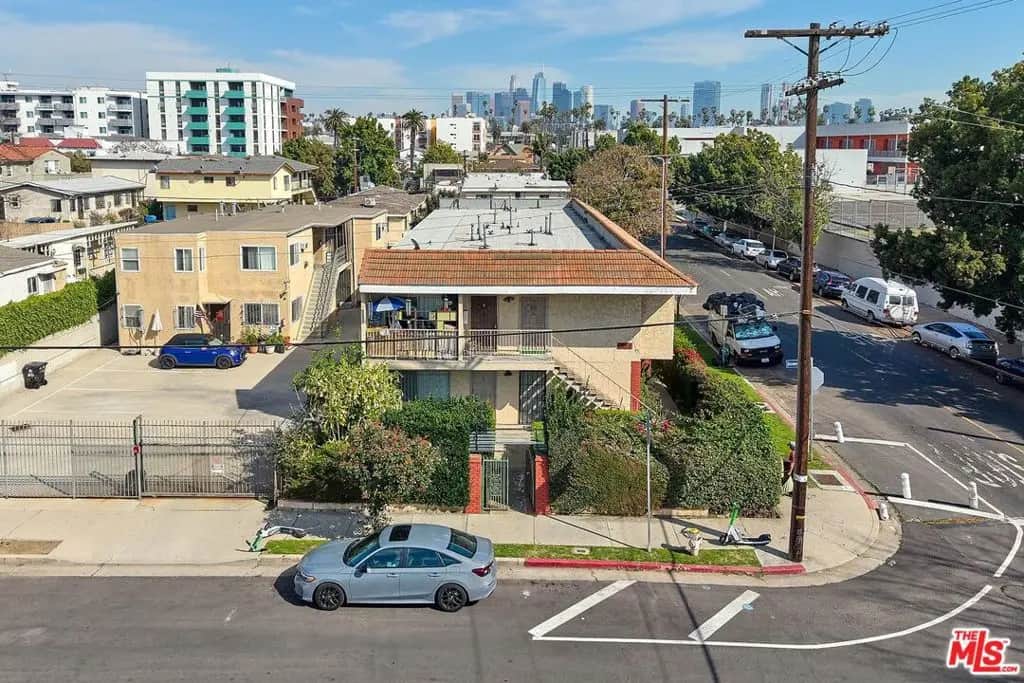 1056 Dewey Avenue, Los Angeles, CA — listing photo 1