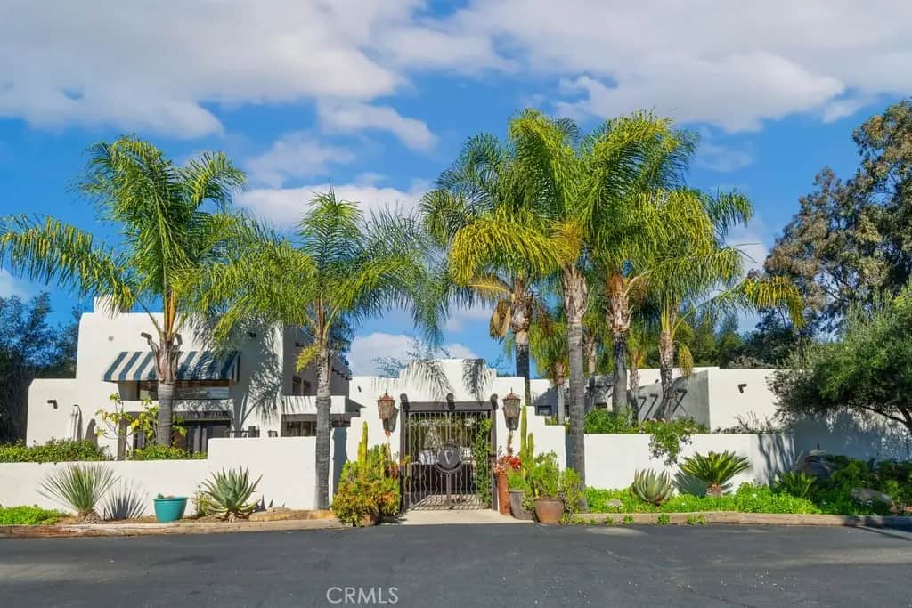 19250 Corte Palabras, Murrieta, CA — listing photo 1