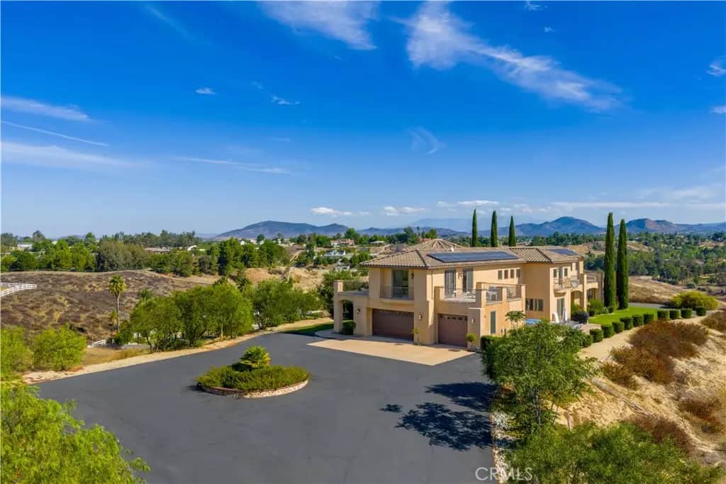 34970 Calle Campo, Temecula, CA — listing photo 1