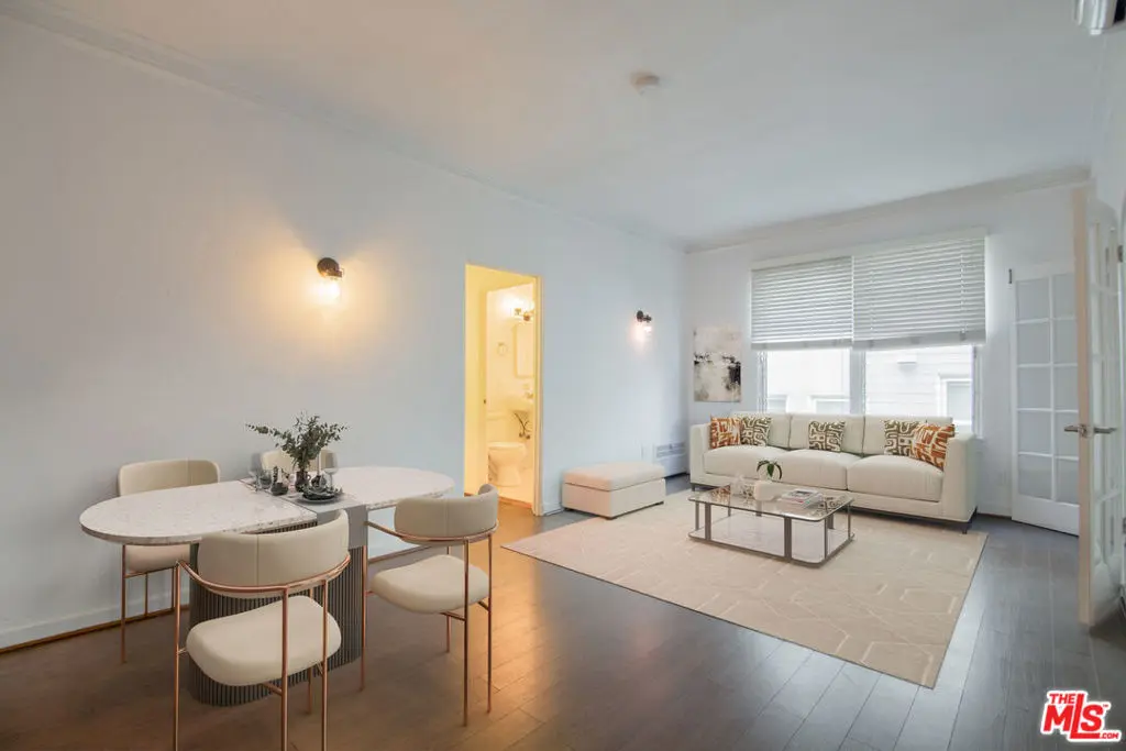 1201 N Crescent Heights Boulevard 104, West Hollywood, CA — listing photo 1